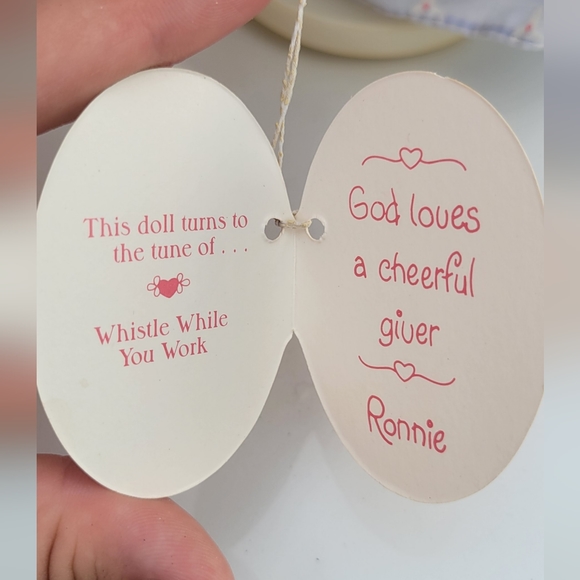 VINTAGE 1989 Precious Memories God loves a cheerful giver Ronnie WITH BASKET - Picture 13 of 15